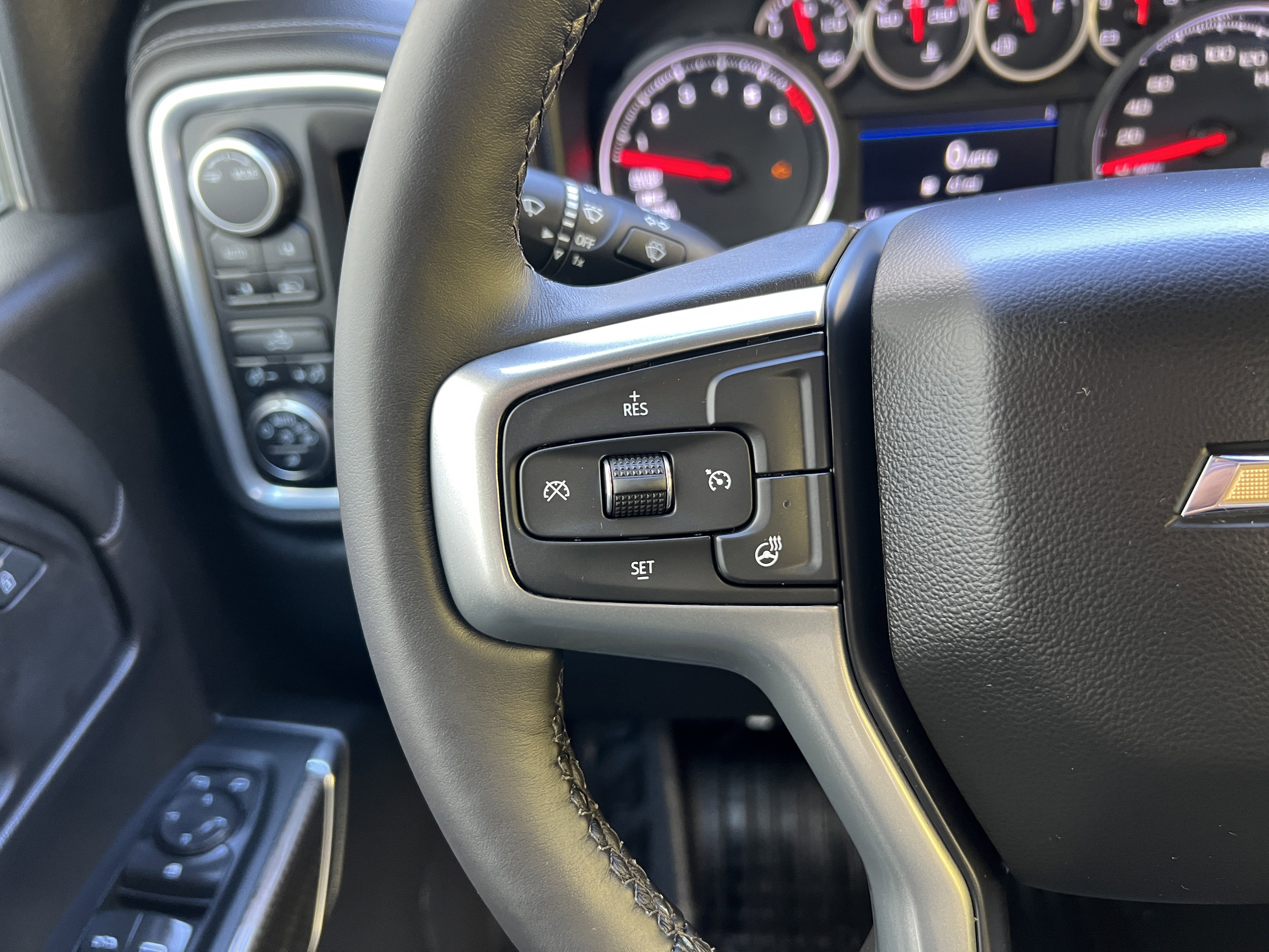 Used 2022 Chevrolet Silverado 1500 LT image 23