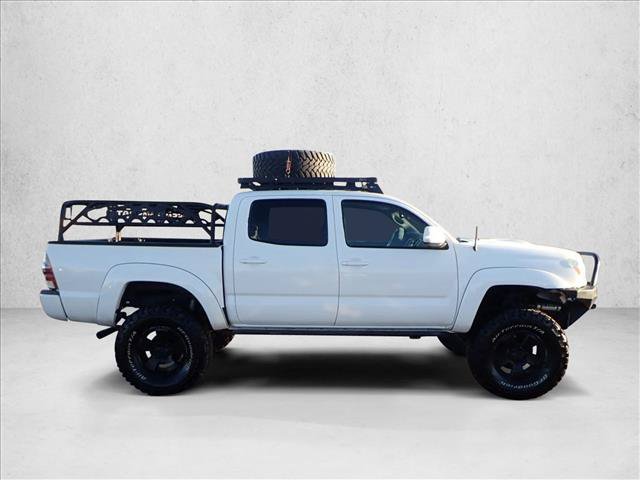 Used 2013 Toyota Tacoma 4x4 Double Cab w/ TRD Sport Pkg image 5