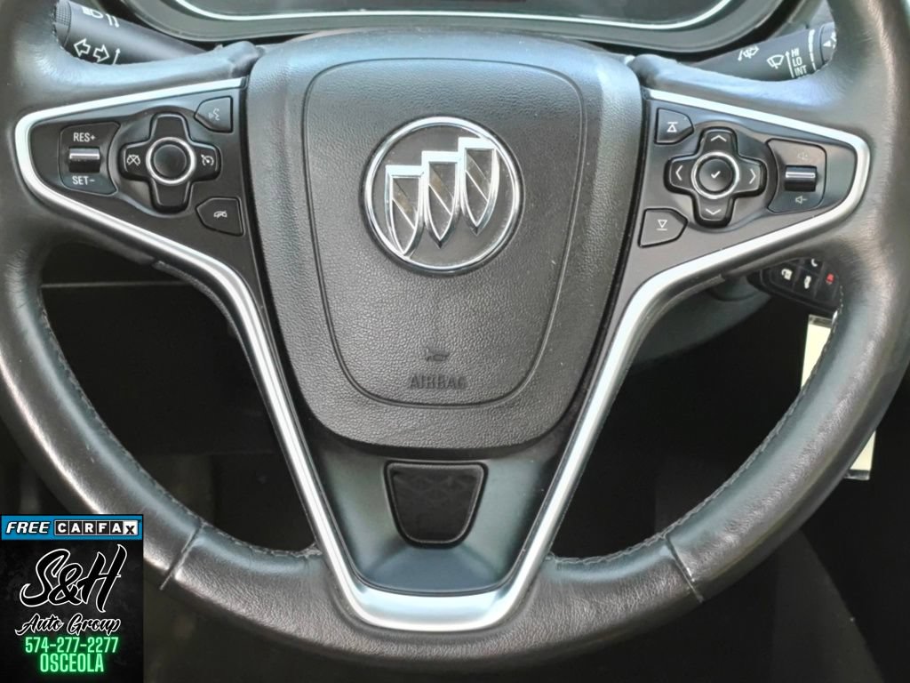 Used 2017 Buick Regal Sport Touring FWD image 5