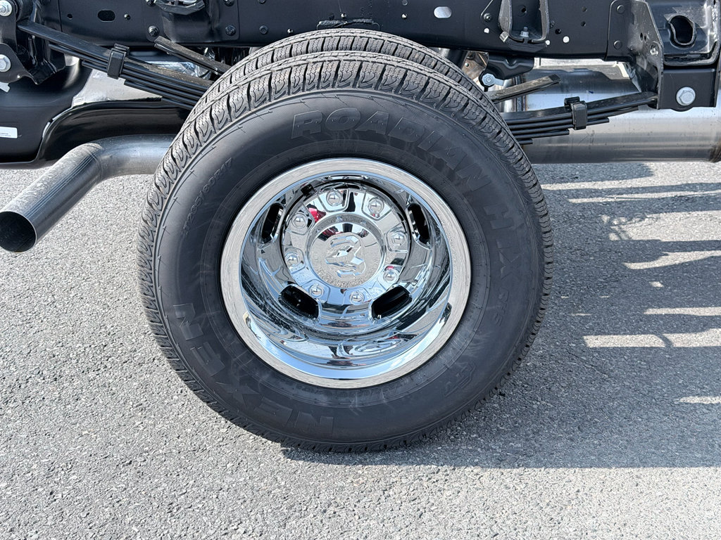 New 2026 RAM 3500 Tradesman w/ Chrome Appearance Group A AWD/4WD image 31