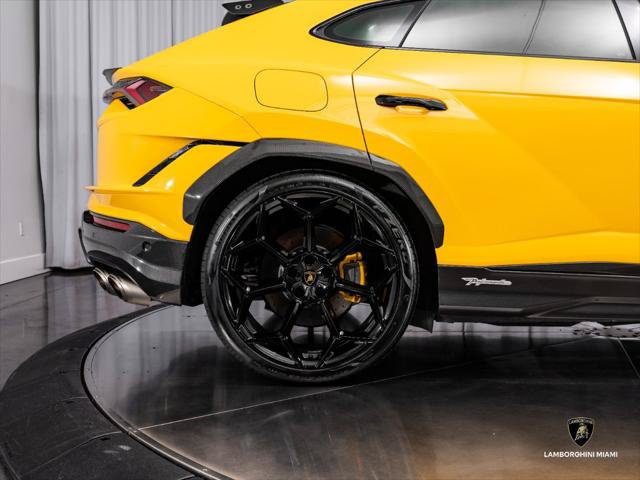 Used 2024 Lamborghini Urus Performante AWD/4WD image 21
