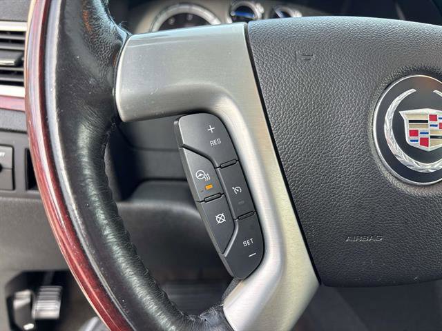 Used 2014 Cadillac Escalade Premium image 18