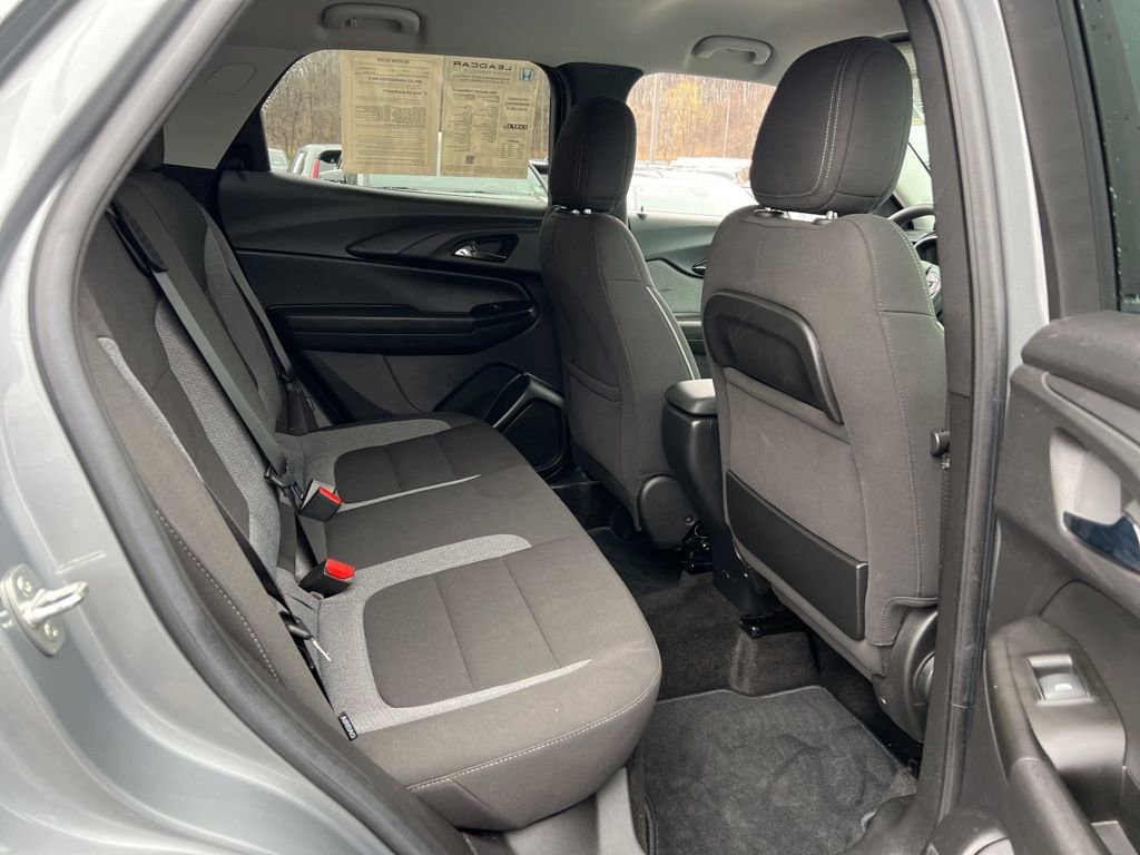 Used 2023 Chevrolet TrailBlazer LT AWD/4WD image 23