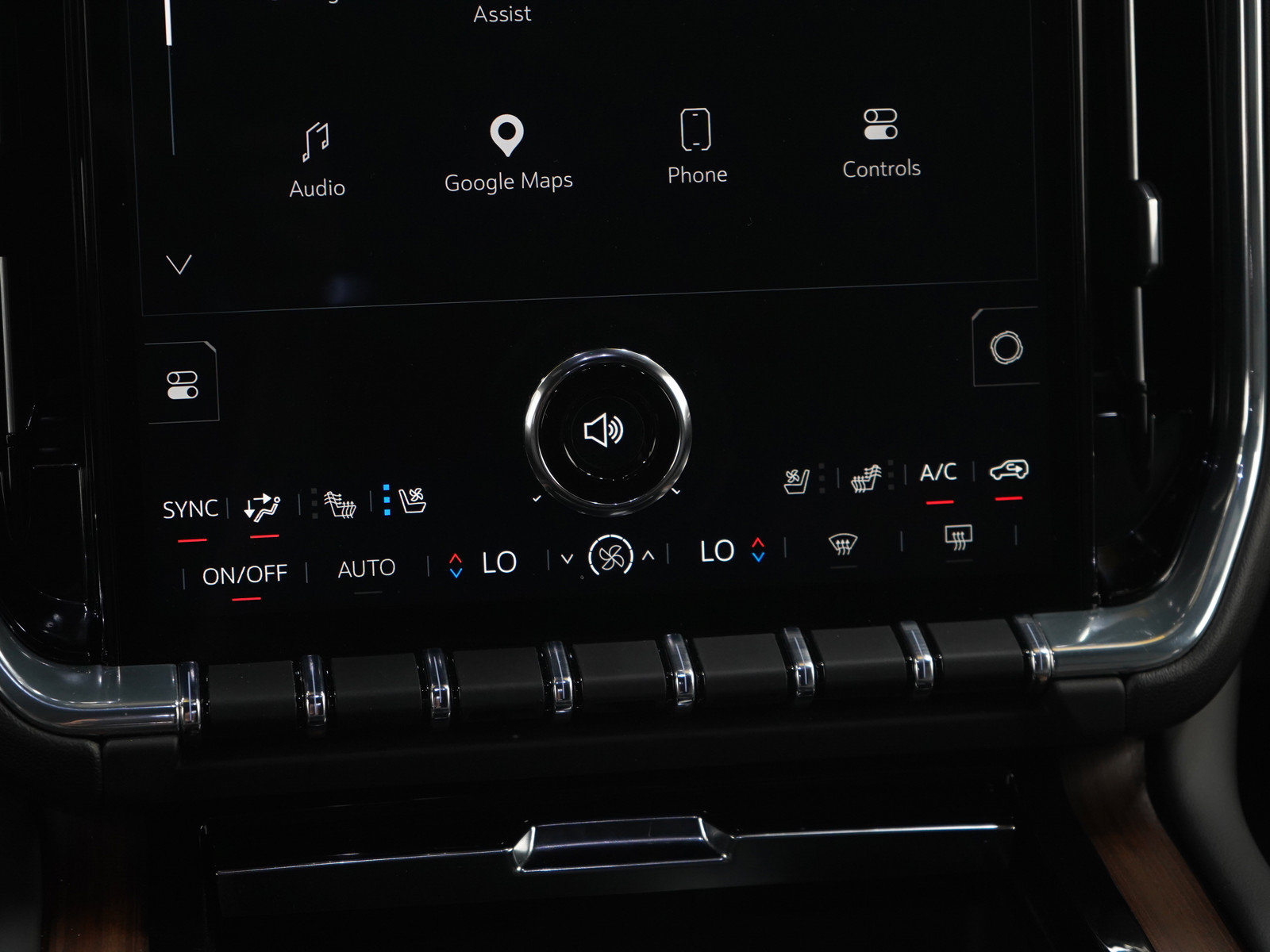 Used 2025 GMC Yukon XL Denali AWD/4WD image 21