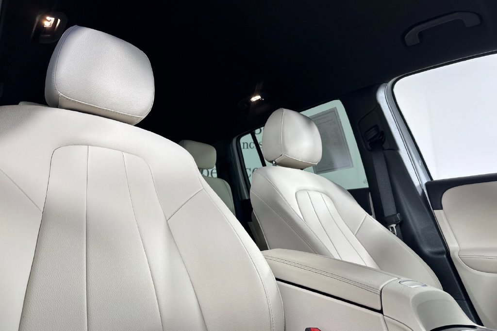Certified 2024 Mercedes-Benz GLB 250 4MATIC image 19