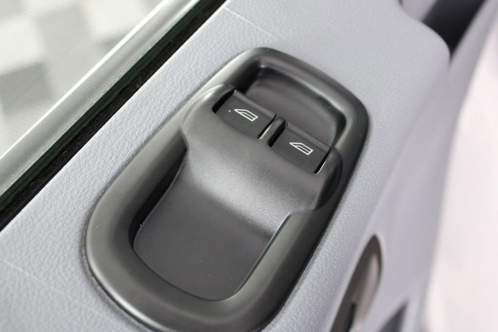 Used 2016 Ford Transit 350 XLT RWD image 13