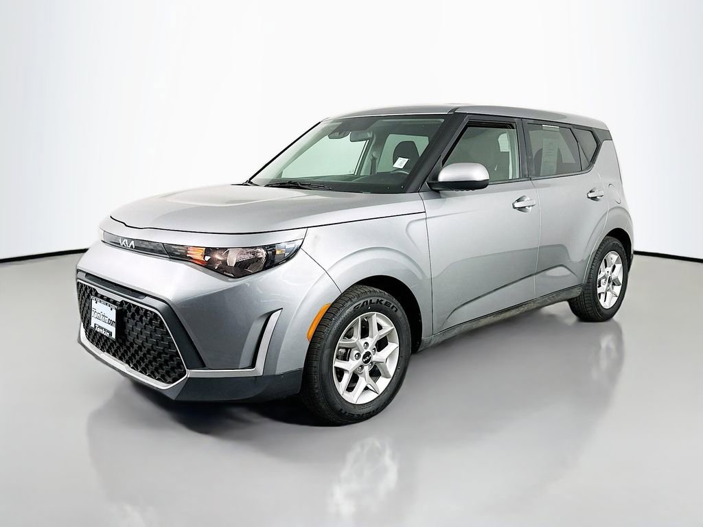 Used 2023 Kia Soul LX w/ Option Group 015 image 4