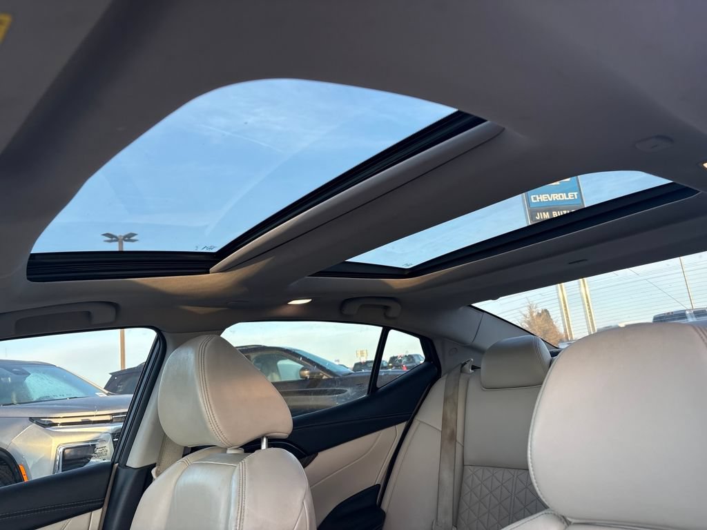 Used 2018 Nissan Maxima Platinum FWD image 24