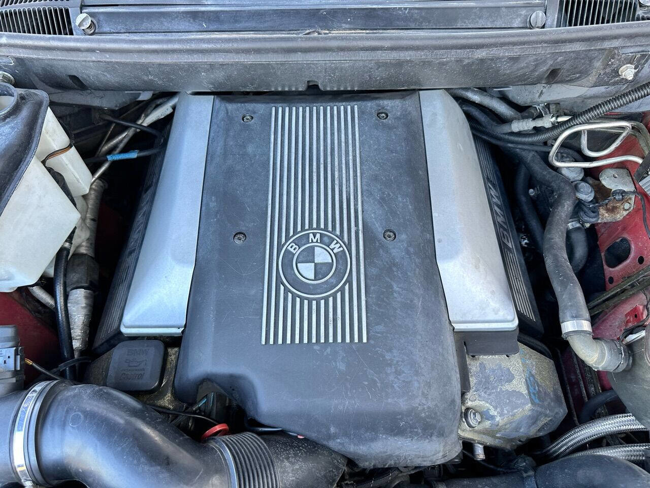 Used 2002 BMW X5 4.6is image 46