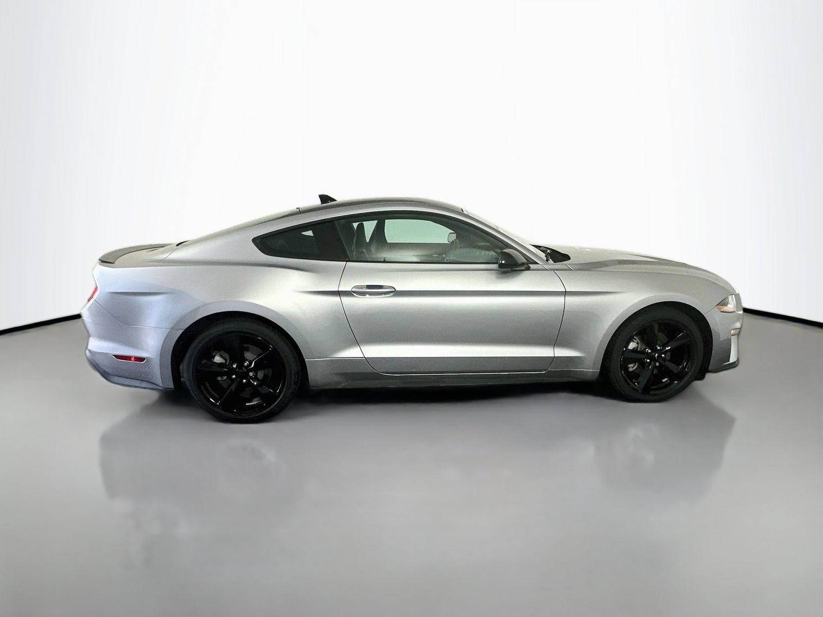 Used 2023 Ford Mustang Premium RWD image 8