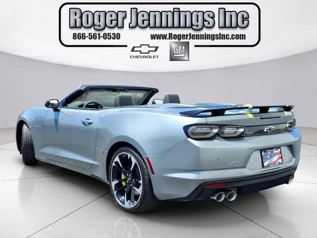 Used 2023 Chevrolet Camaro SS RWD image 3