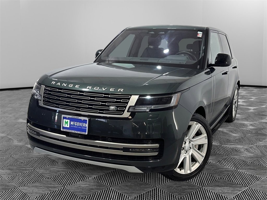 Used 2023 Land Rover Range Rover SE image 1