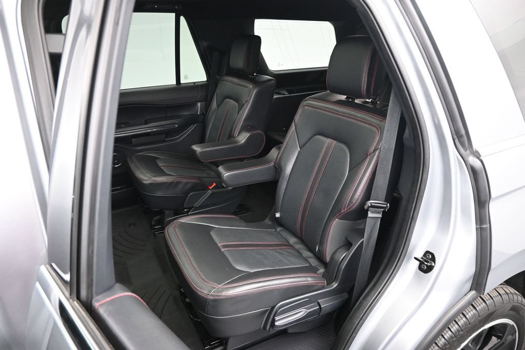 Used 2023 Ford Expedition Limited AWD/4WD image 13