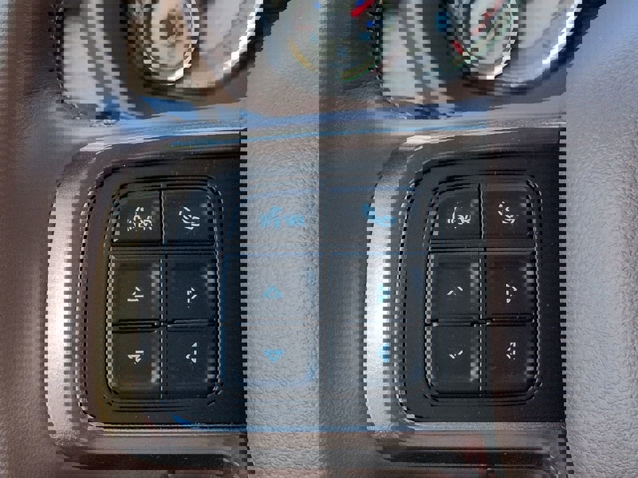 Used 2021 RAM 3500 Limited image 25