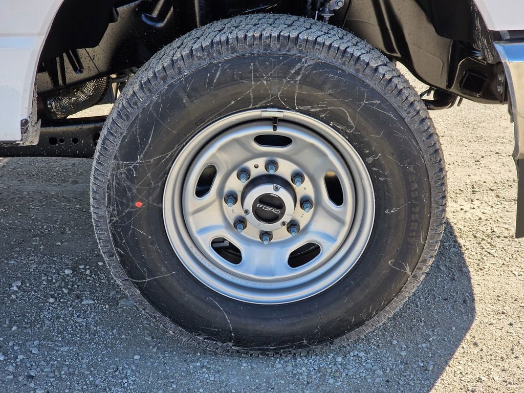 New 2026 Ford F350 XL w/ XL Chrome Package image 11