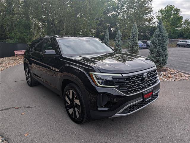 Certified 2024 Volkswagen Atlas Cross Sport SE w/ Panoramic Sunroof Package AWD/4WD image 7