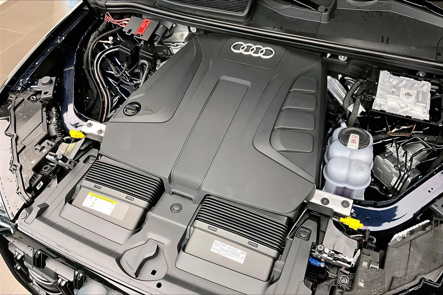 New 2026 Audi Q7 2.0T Premium Plus AWD/4WD image 17