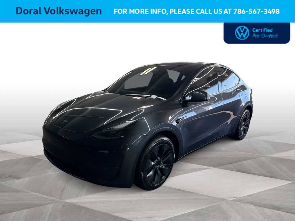 Used 2025 Tesla Model Y Long Range image 1