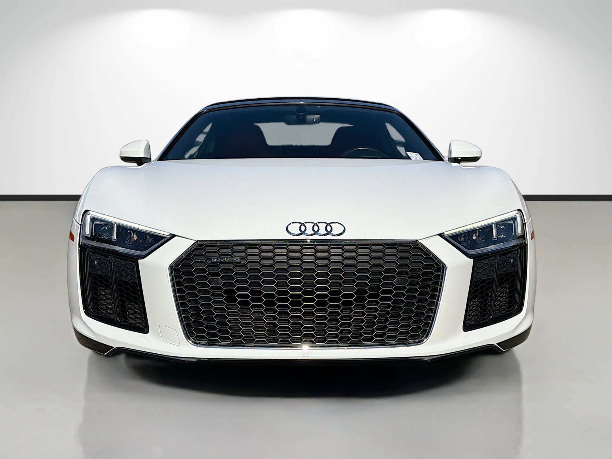 Used 2017 Audi R8 V10 w/ Carbon Exterior Package image 8