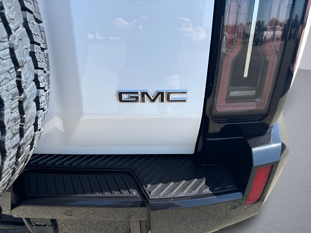 Used 2025 GMC Hummer EV 2X AWD/4WD image 37