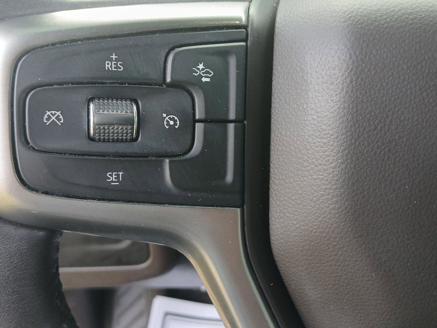 Used 2021 Chevrolet Tahoe LT image 11