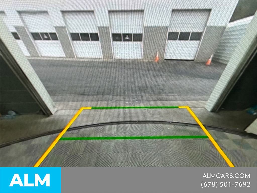 Used 2025 Volkswagen Atlas Cross Sport SE FWD image 33