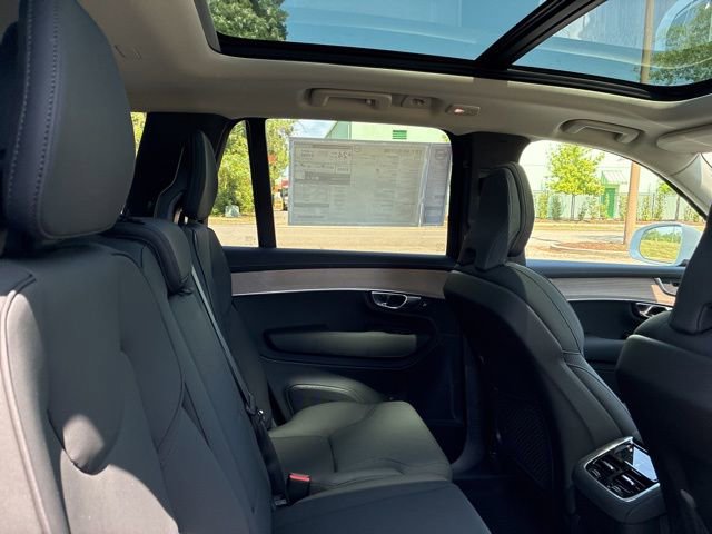 New 2026 Volvo XC90 B5 Core AWD/4WD image 25