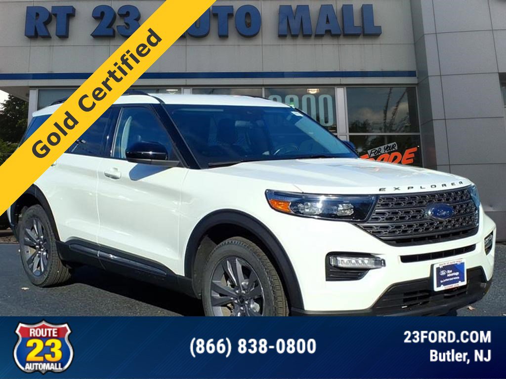 Certified 2022 Ford Explorer XLT w/ Equipment Group 202A image 1