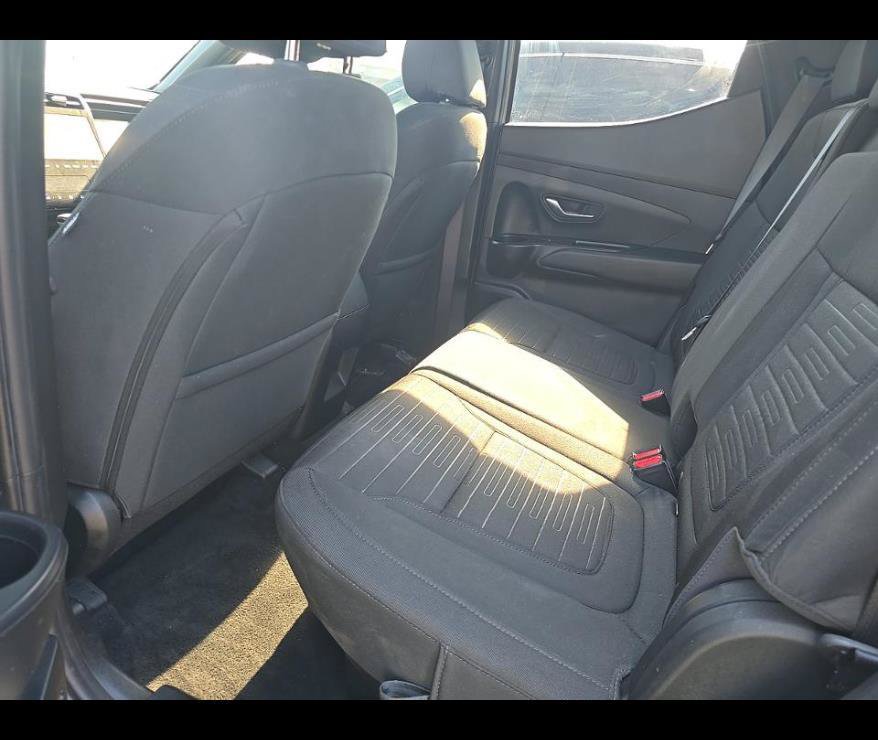 Used 2023 Hyundai Santa Cruz SEL Premium w/ Winter Package AWD/4WD image 7