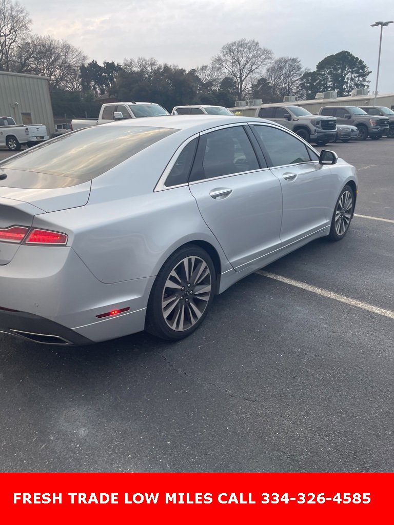 Used 2017 Lincoln MKZ Reserve image 3