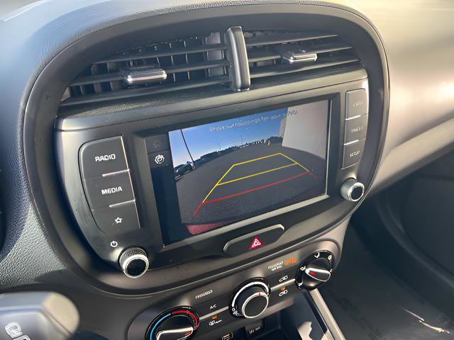Used 2023 Kia Soul LX w/ Option Group 015 FWD image 14