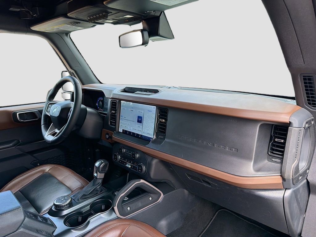 Used 2024 Ford Bronco Outer Banks image 17