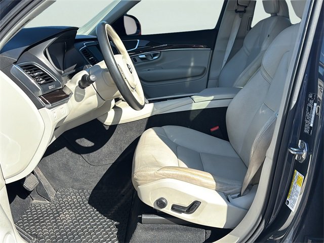 Used 2019 Volvo XC90 T6 Momentum image 24