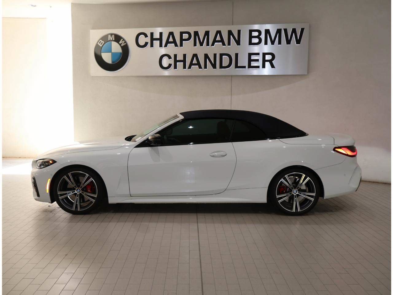 Certified 2024 BMW 430i Convertible w/ M Sport Package RWD image 4