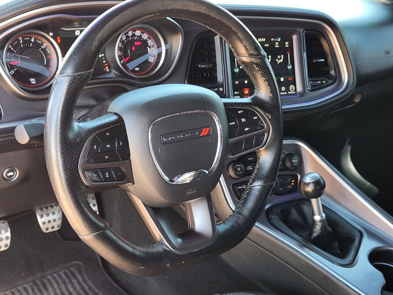 Used 2020 Dodge Challenger R/T Scat Pack w/ Dynamics Package RWD image 28