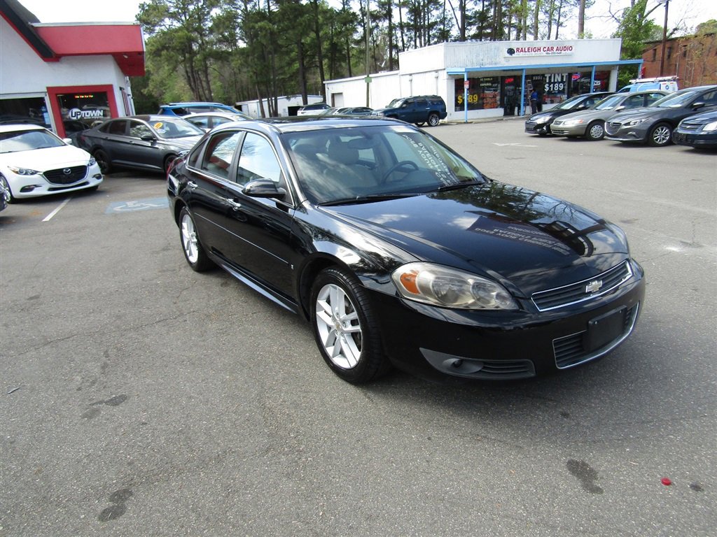 Used 2009 Chevrolet Impala LTZ image 9
