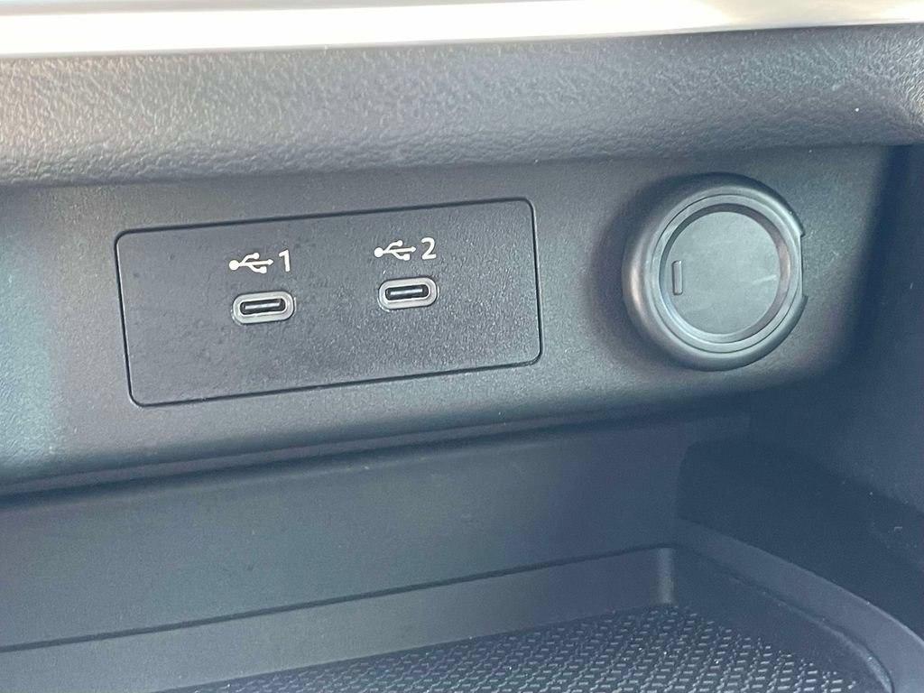 Used 2026 Nissan Rogue S FWD image 27