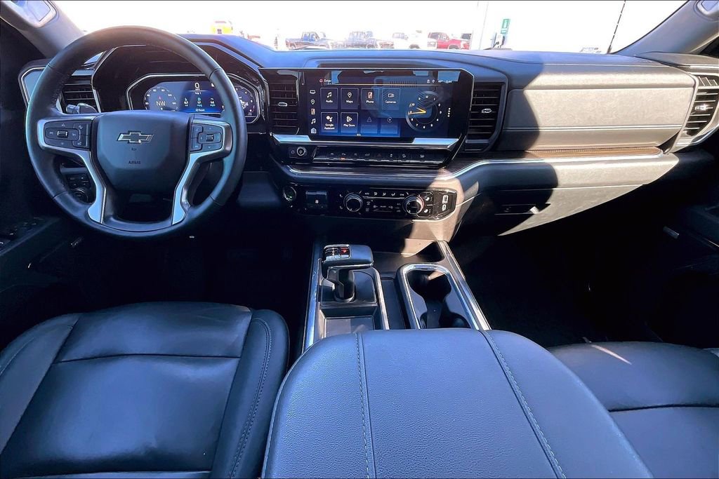 Used 2023 Chevrolet Silverado 1500 RST image 18