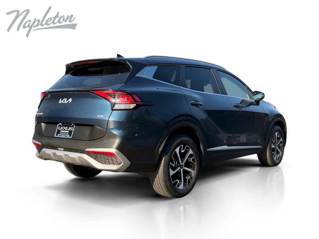Used 2023 Kia Sportage EX AWD/4WD image 6