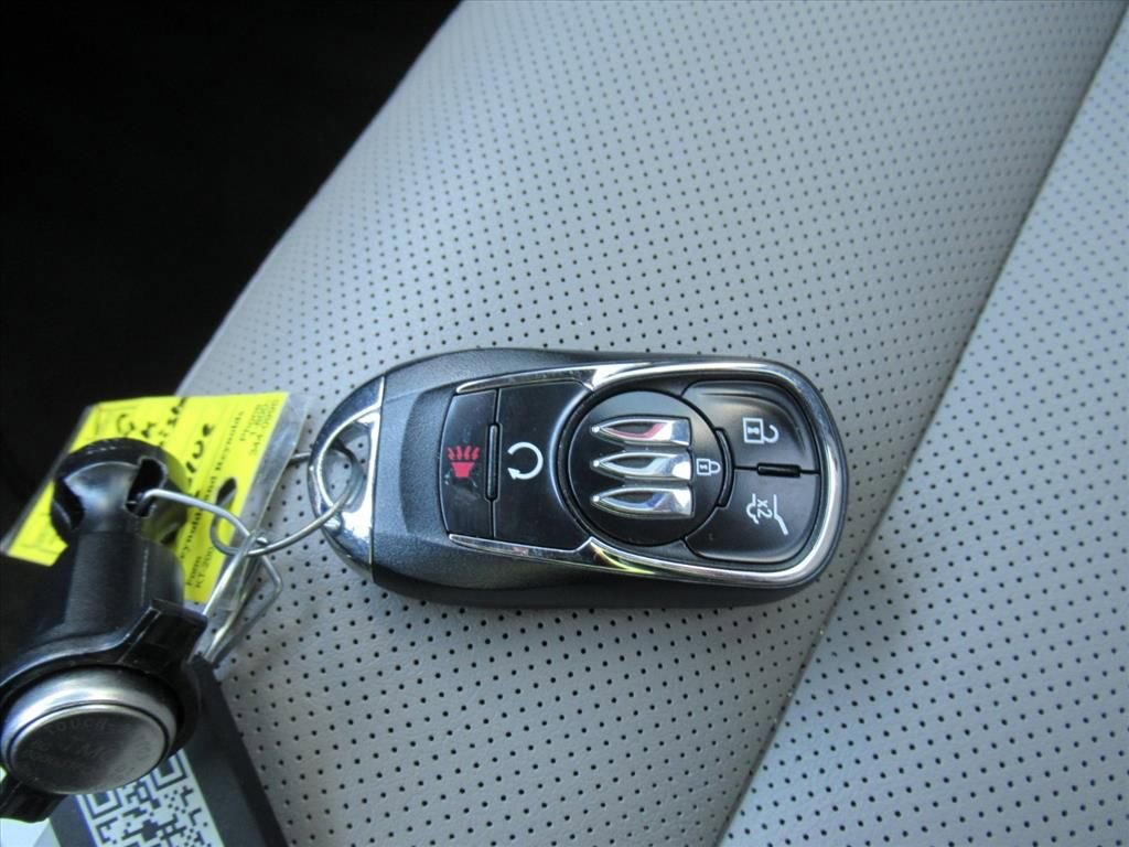 Certified 2024 Buick Envista Avenir FWD image 26