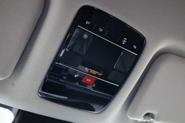 Certified 2025 Hyundai Santa Fe SEL image 21