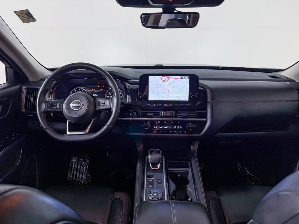 Certified 2025 Nissan Pathfinder SL AWD/4WD image 14