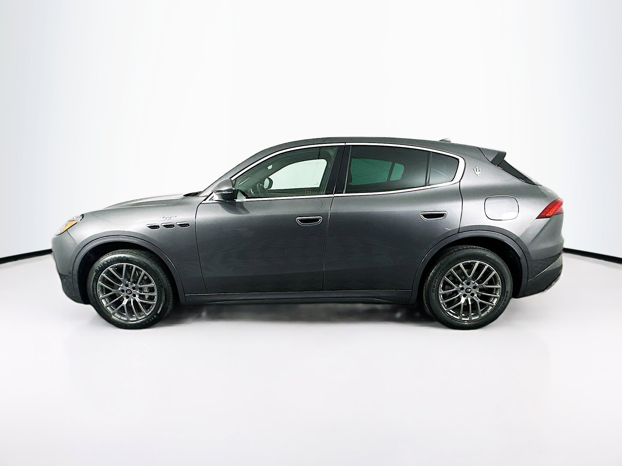 Used 2024 Maserati Grecale GT image 4