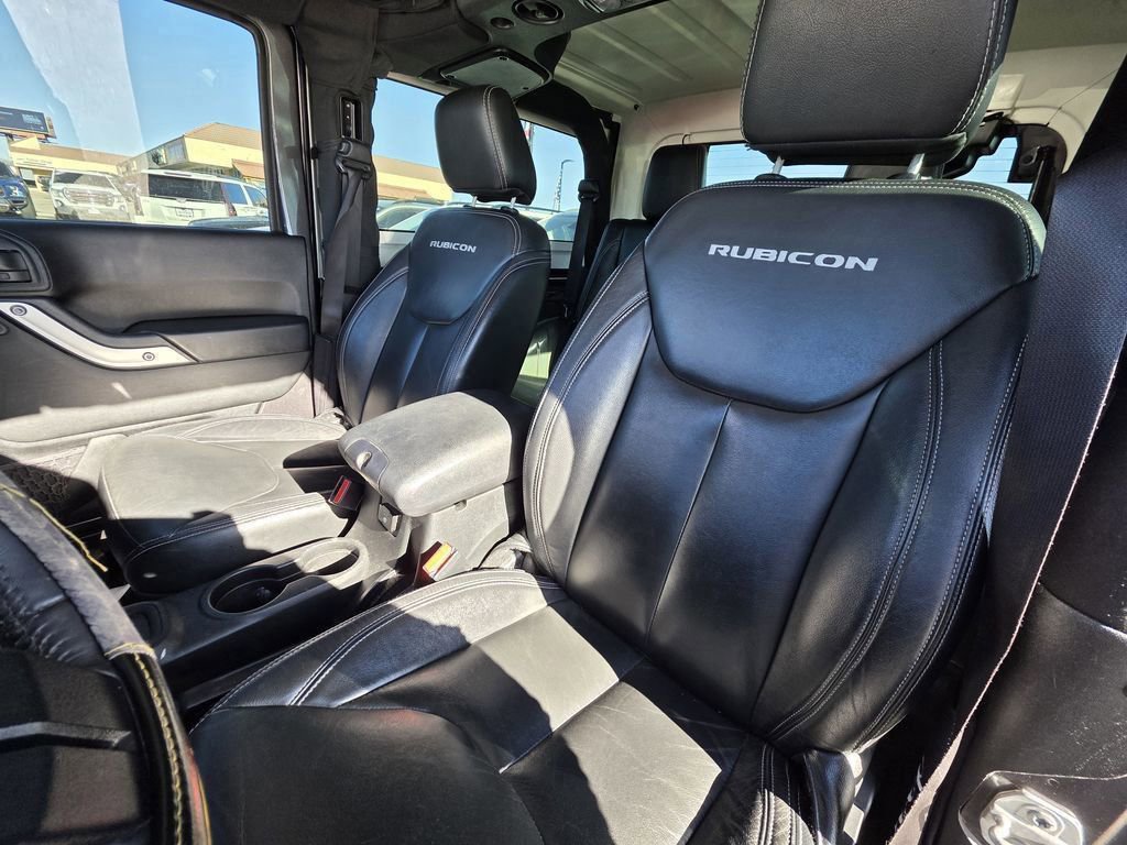 Used 2017 Jeep Wrangler Rubicon w/ Power Convenience Group image 15