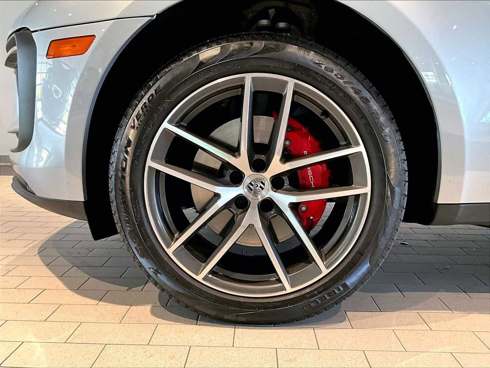 Used 2024 Porsche Macan S image 14