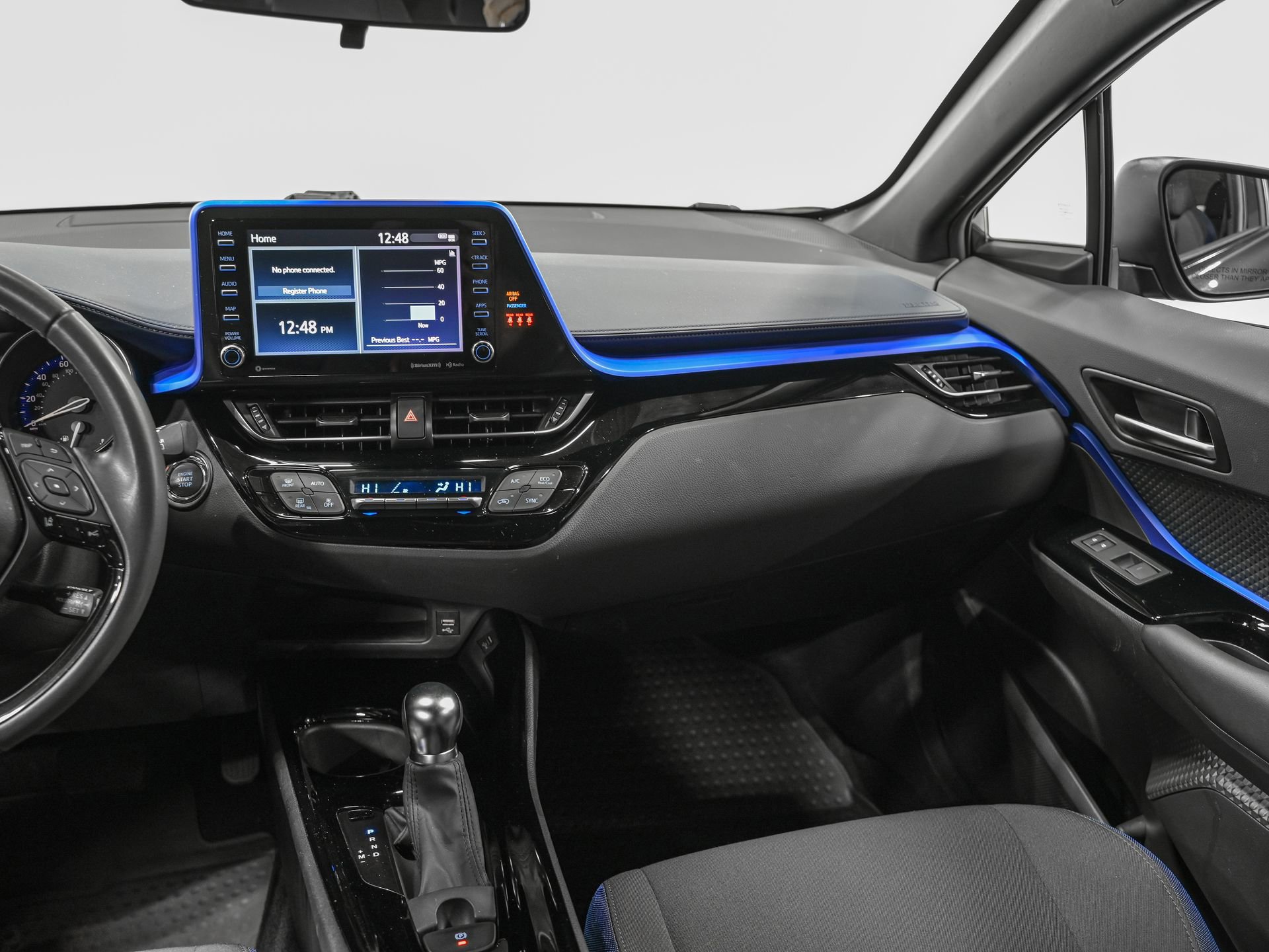 Used 2022 Toyota C-HR XLE image 29