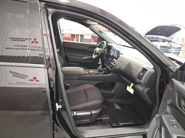 New 2026 Nissan Pathfinder Rock Creek w/ Rock Creek Premium Package AWD/4WD image 21