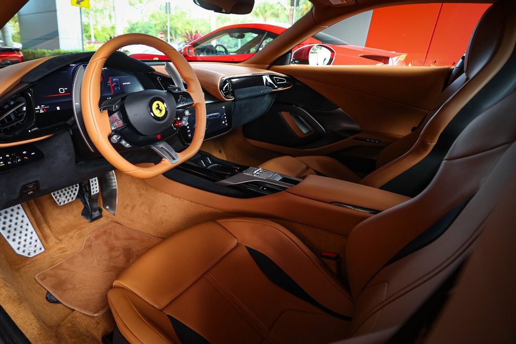 Certified 2025 Ferrari 12Cilindri RWD image 40