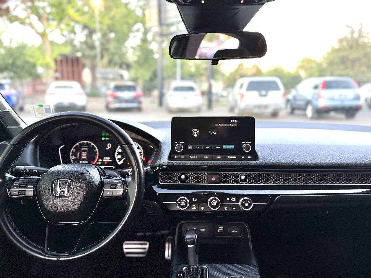 Used 2023 Honda Civic Sport image 10