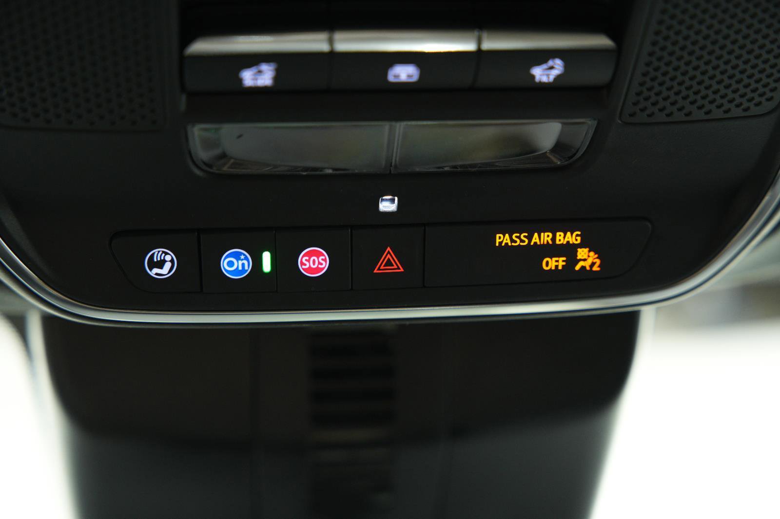 New 2026 GMC Acadia Denali Ultimate w/ LPO, Floor Liner Package image 46